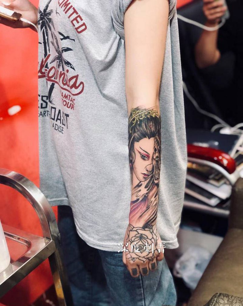 艺妓纹身图片_手臂新传统纹身图案