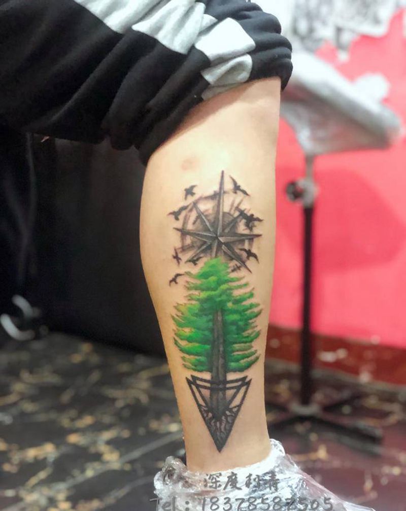 彩色纹身图片_脚部腿部New School纹身图案