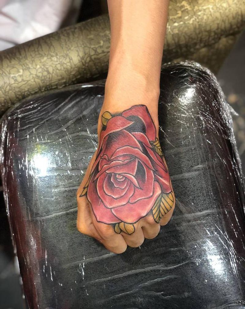 玫瑰花纹身图片_手部水彩纹身图案