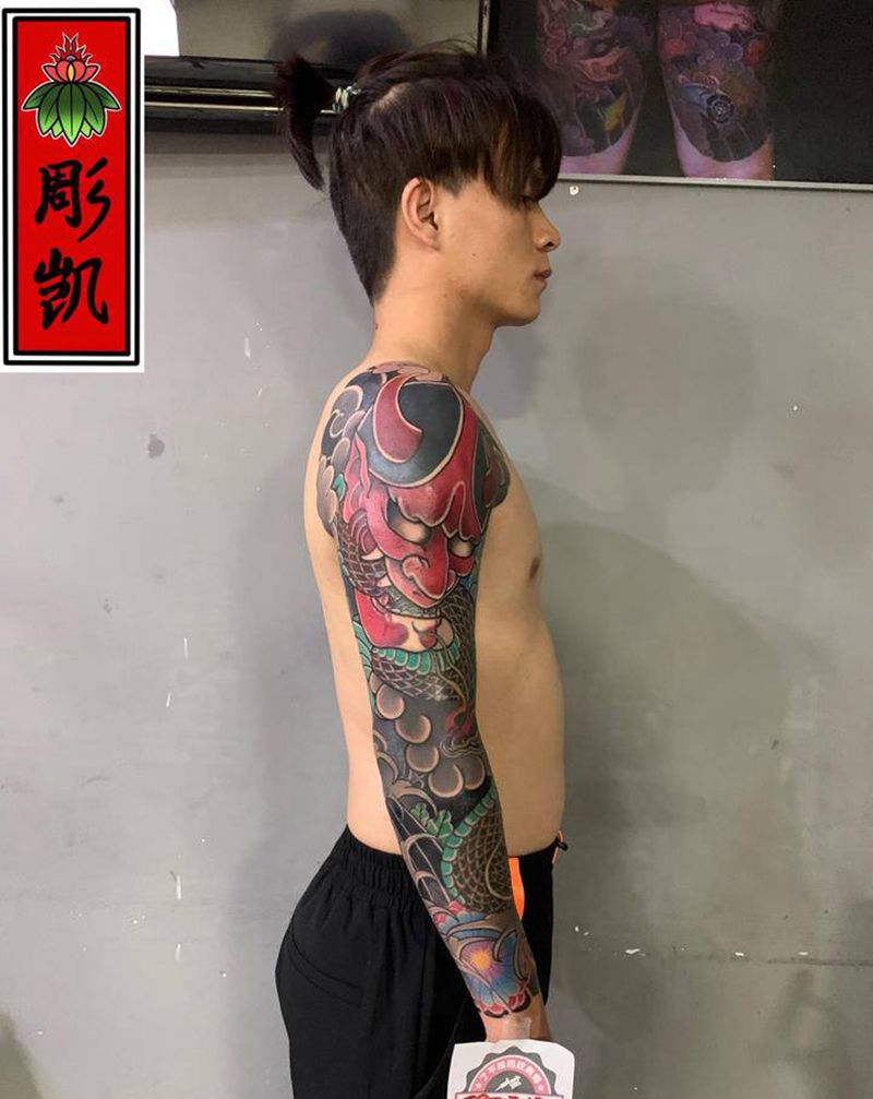 总耗时三十五小时s纹身图片_手臂老传统纹身图案