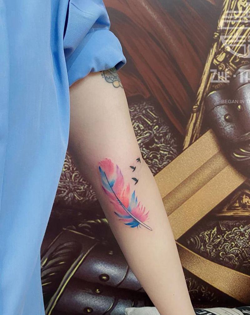 羽毛纹身图片_水彩纹身图案
