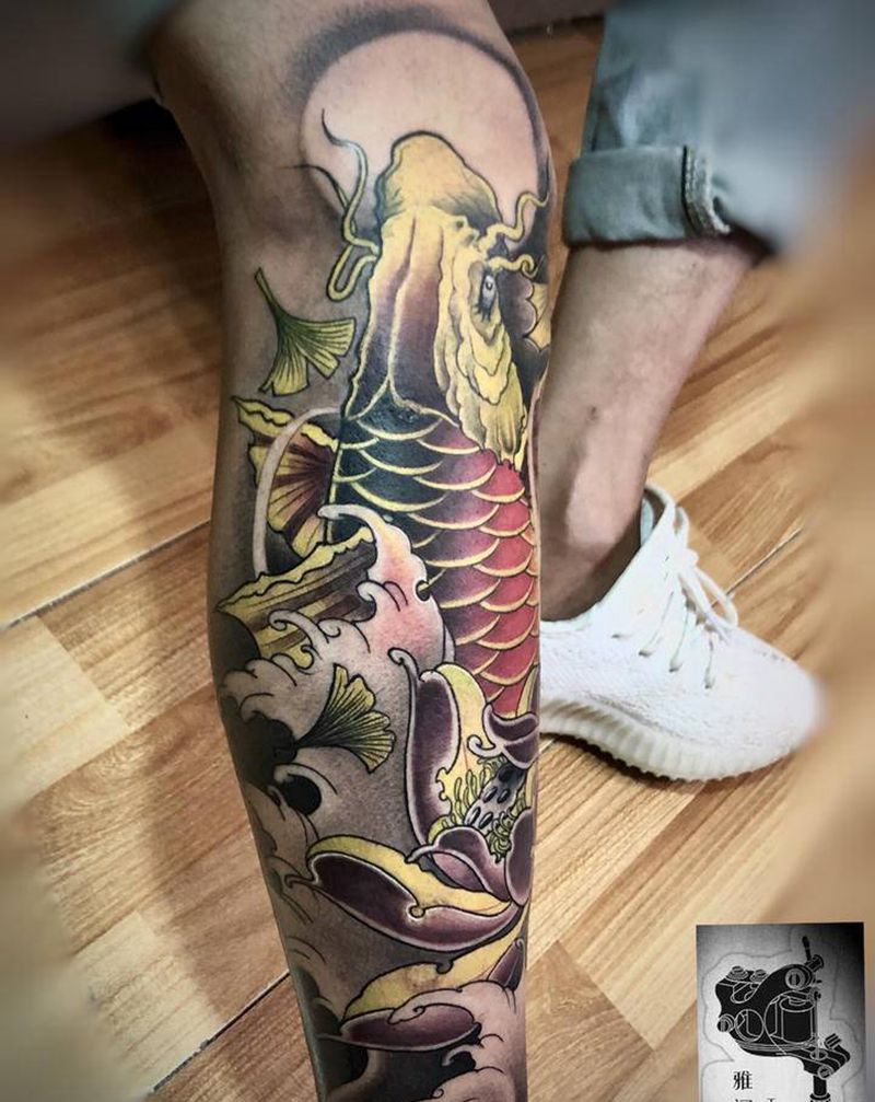 鲤鱼纹身图片_脚部新传统纹身图案