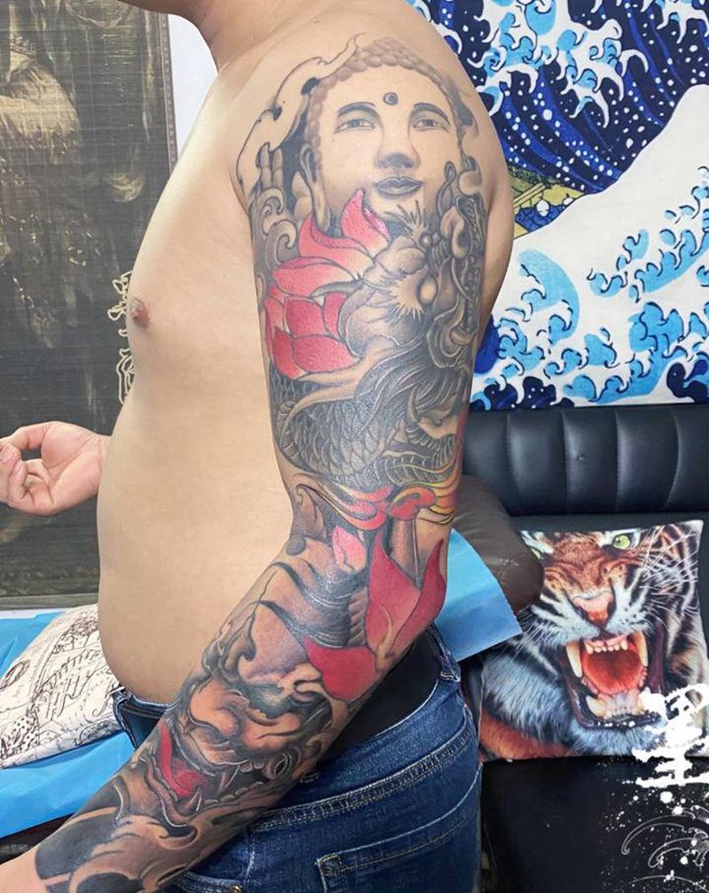 花臂纹身图片_手部手臂新传统老传统纹身图案