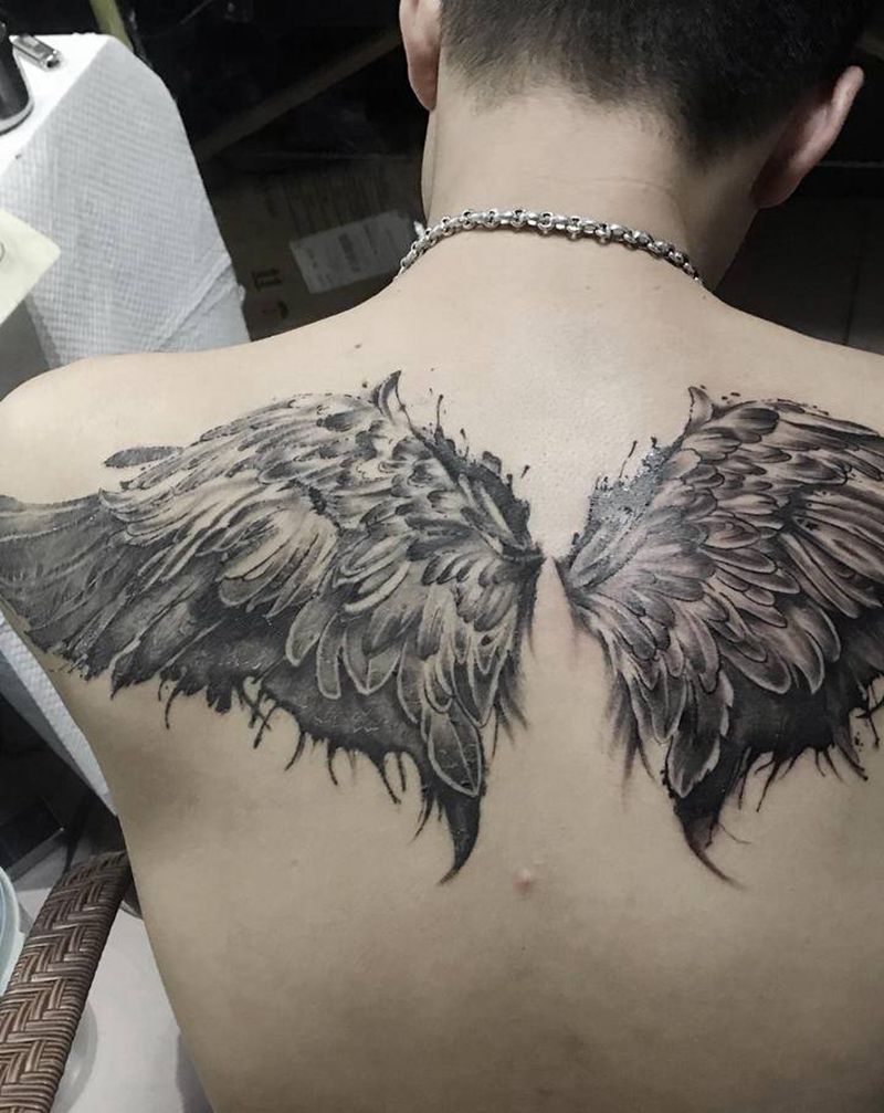 客人自带纹身图片_背部水墨纹身图案