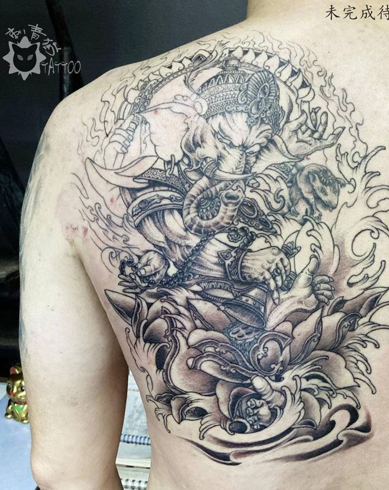 象神纹身图片_背部肩部老传统新传统象神老鼠大象纹身图案