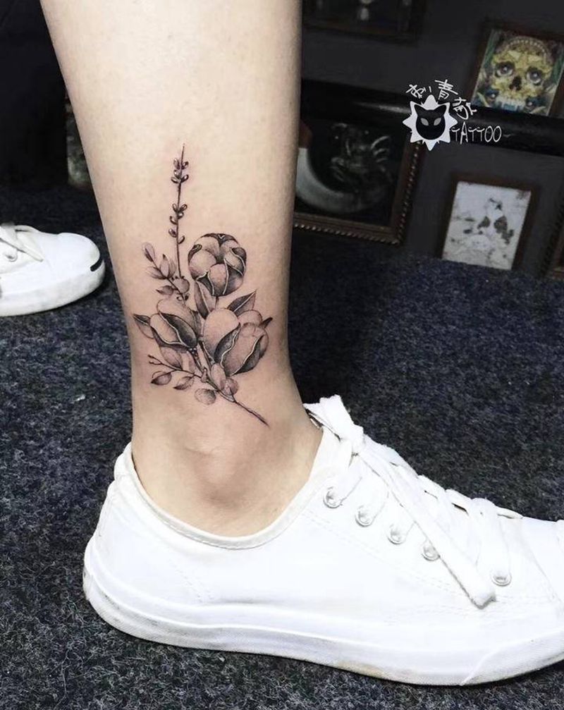 木棉花纹身图片_腿部脚部花草棉花纹身图案