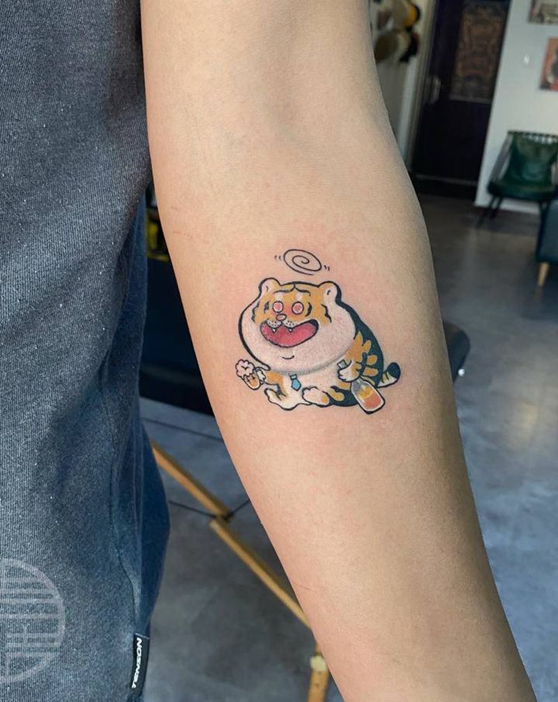 小老虎纹身图片_手臂纹身图案