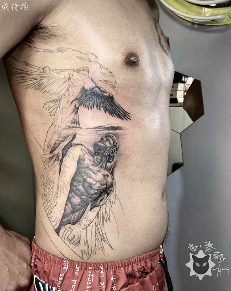 天使纹身图片_腰部腹部欧美写实点刺天使纹身图案