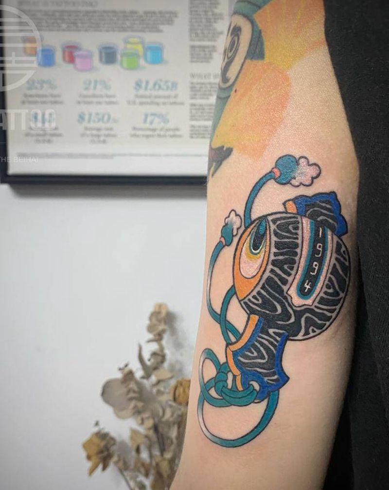 福锤纹身图片_手臂老传统纹身图案