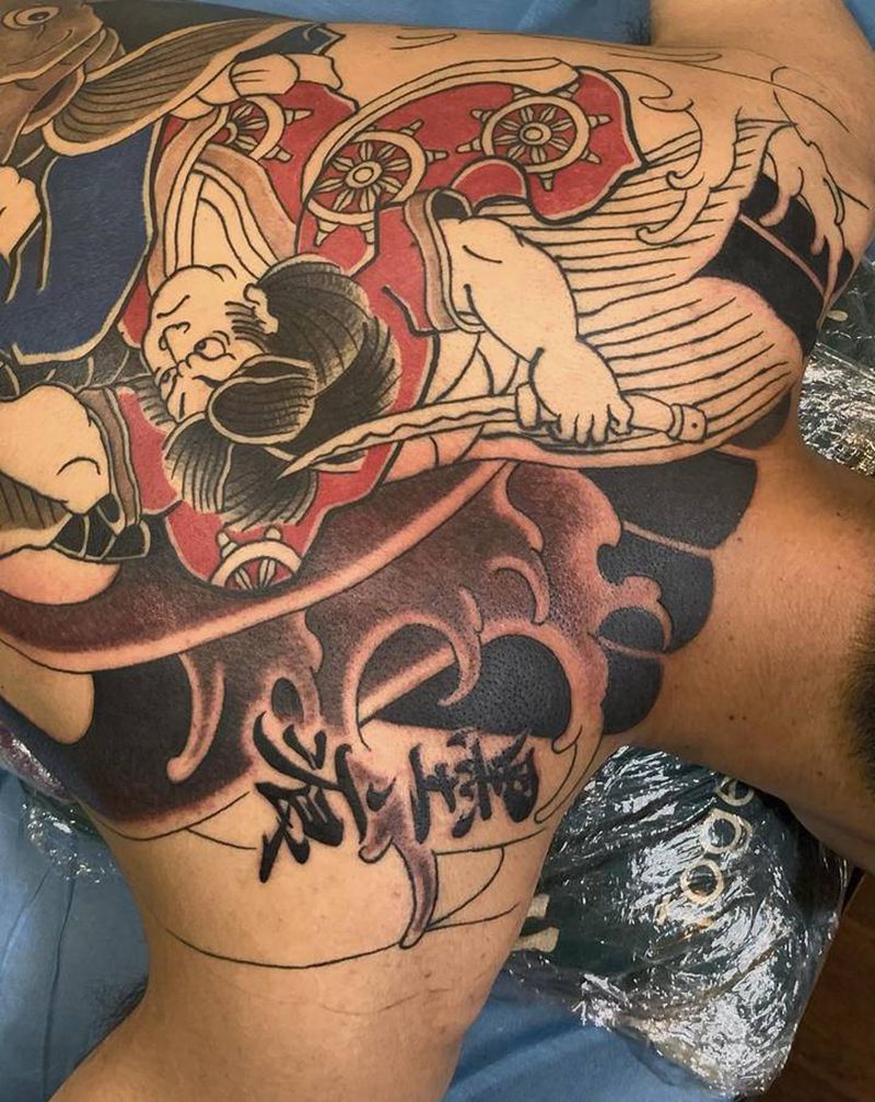 今工纹身图片_背部老传统纹身图案