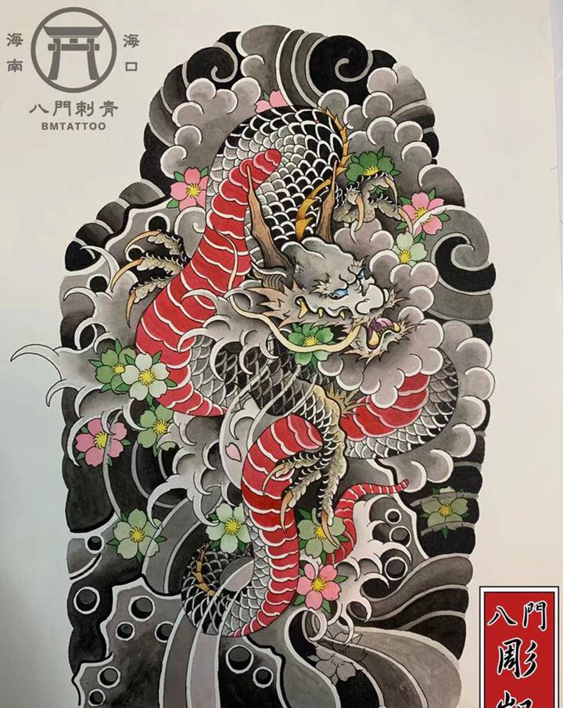 龙纹身图片_手臂老传统纹身图案