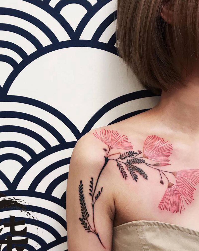 合欢花纹身图片_肩部纹身图案