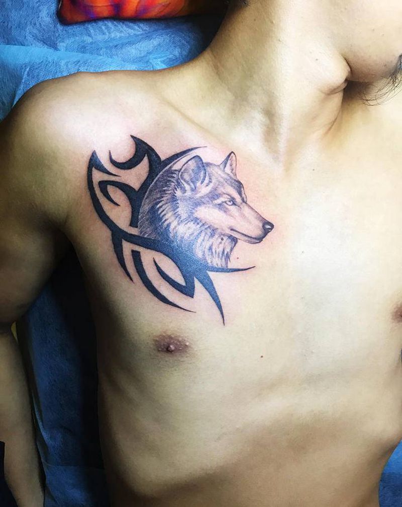 狼头纹身图片_胸部图腾纹身图案