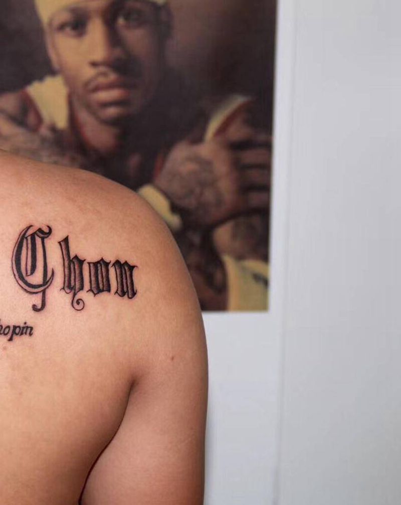 11月肖邦纹身图片_臀部纹身图案