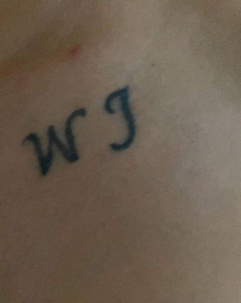 遮盖纹身图片_肩部纹身图案