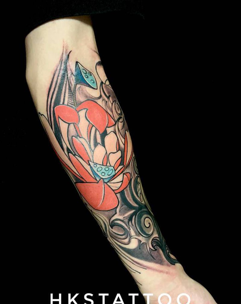 荷花纹身图片_手臂新传统New School纹身图案