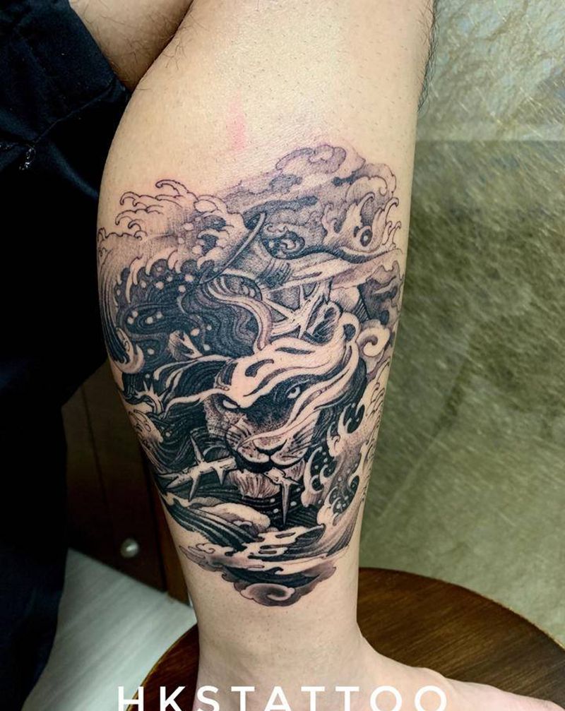 狮子水瓶座纹身图片_腿部欧美写实纹身图案