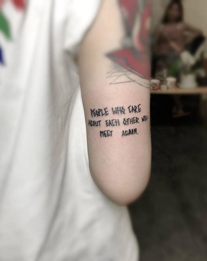 英文字母纹身图片_手部手臂几何图腾纹身图案