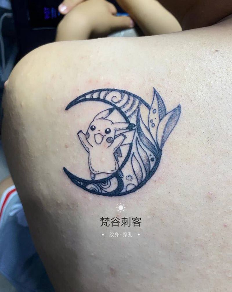 情侣纹身皮卡丘纹身图片_背部New School纹身图案