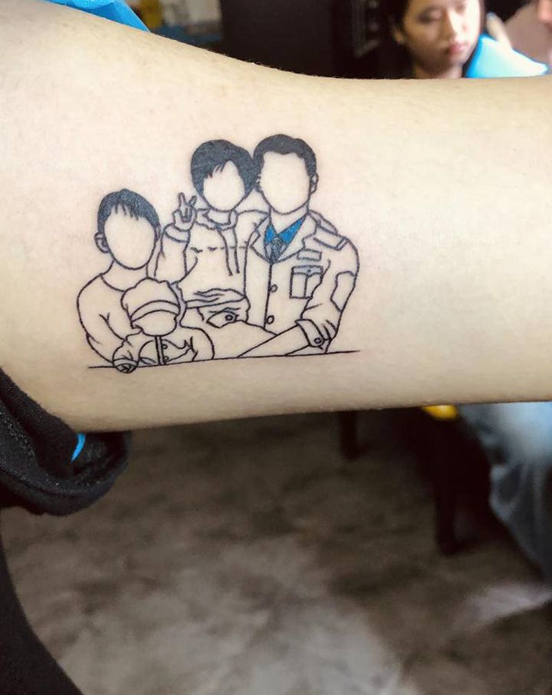 全家福线条纹身图片_手臂几何纹身图案