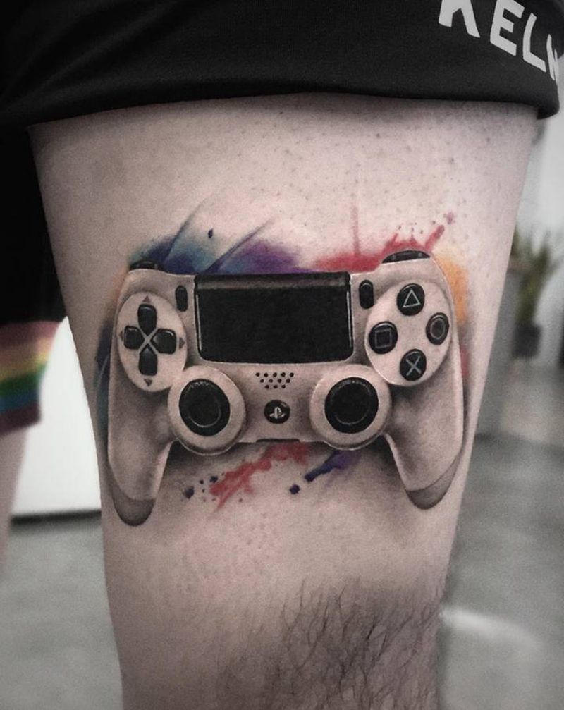 写实手柄【根作品】纹身图片_腿部欧美写实游戏手柄原创纹身图案