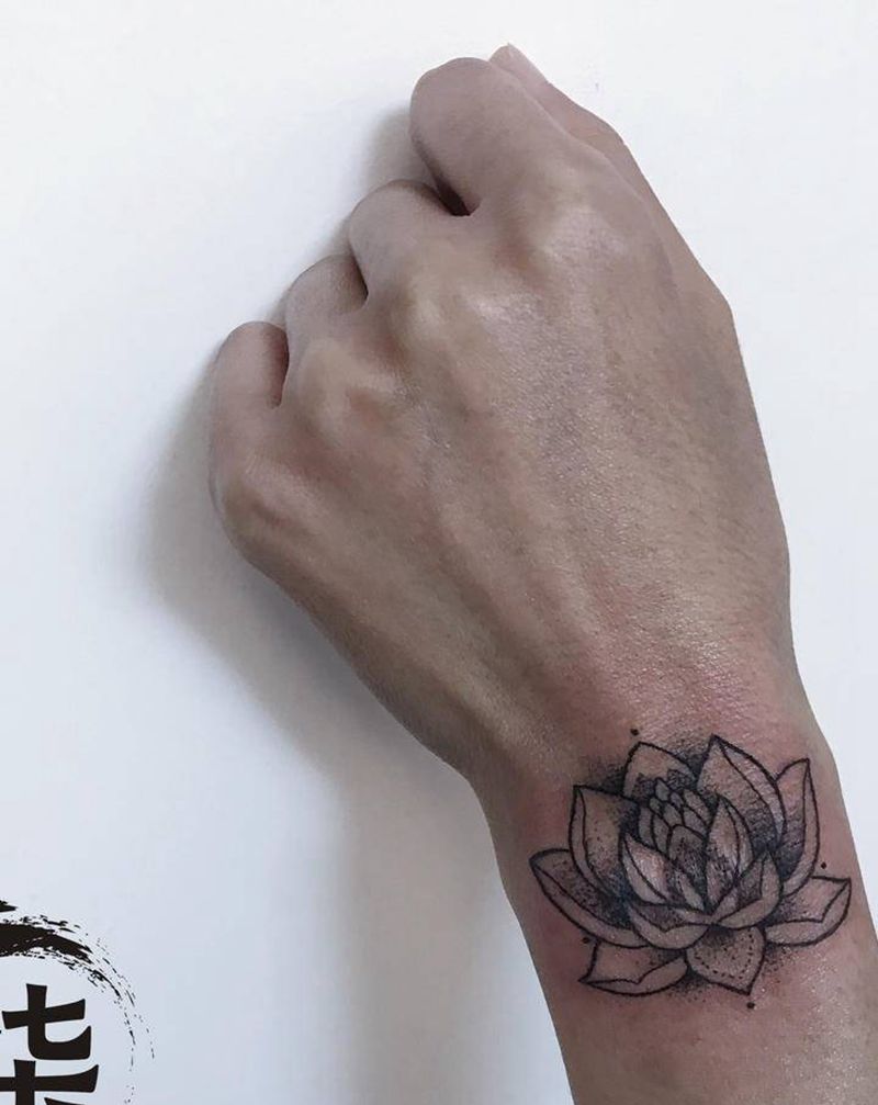莲花疤痕遮盖纹身图片_手臂纹身图案