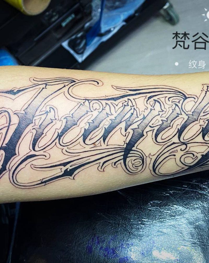 花体字纹身图片_颈部手臂花体字纹身图案