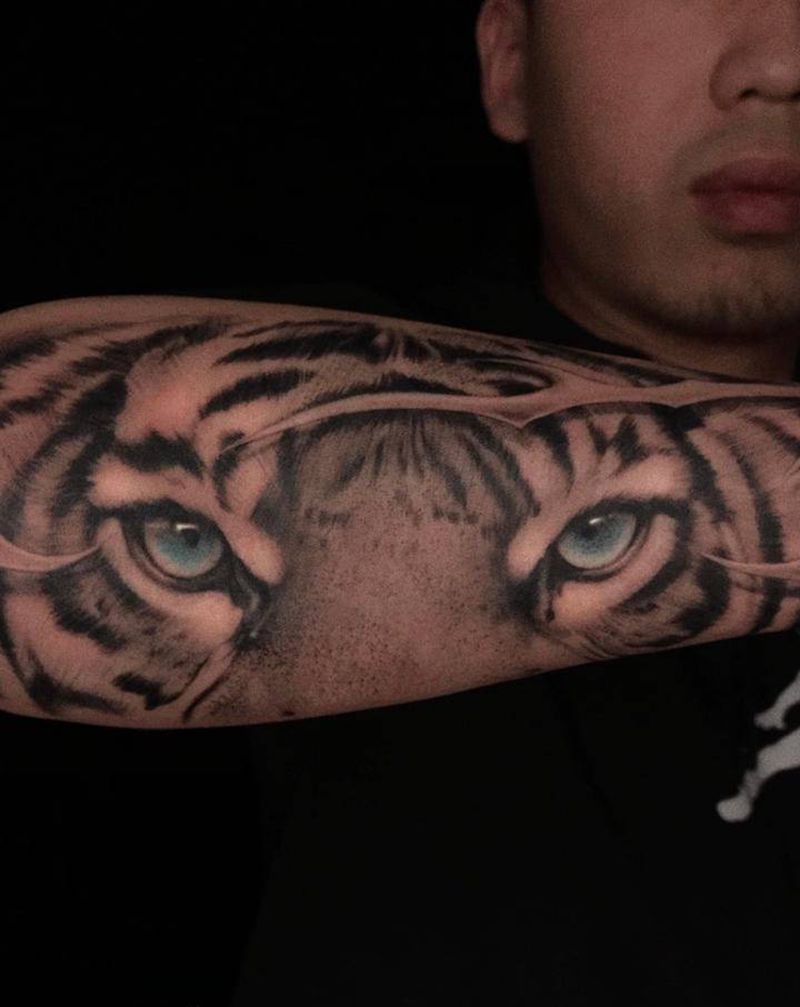 写实老虎【根作品】纹身图片_手臂欧美写实原创老虎眼睛纹身图案