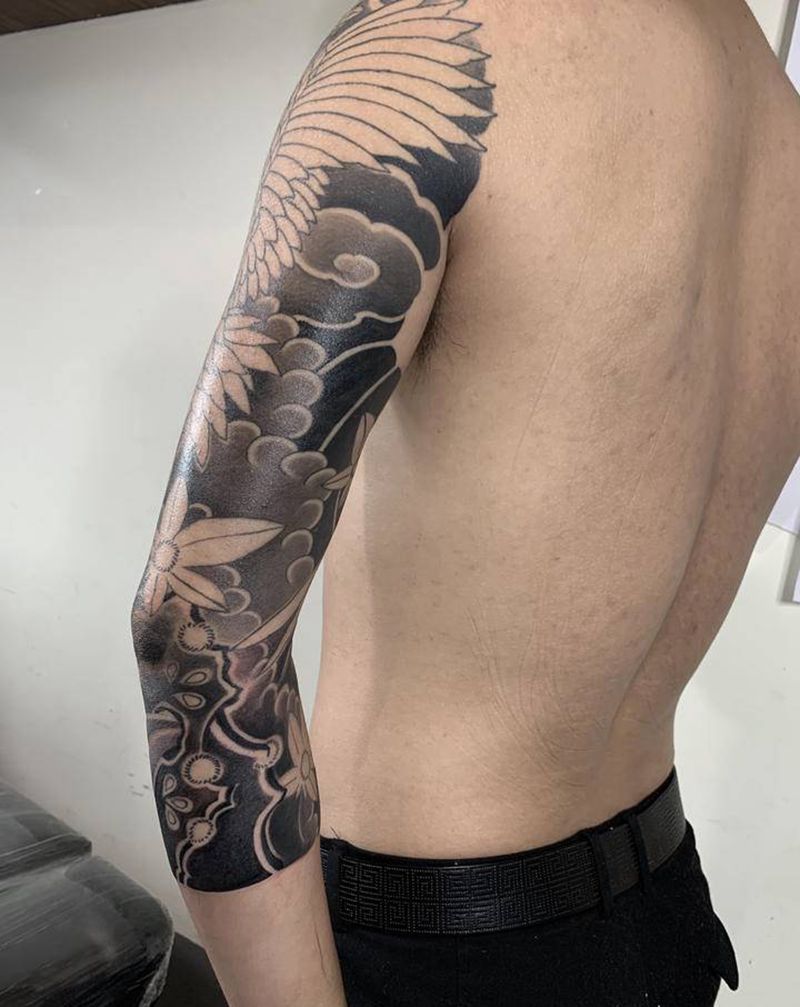 花臂外侧纹身图片_手臂老传统纹身图案