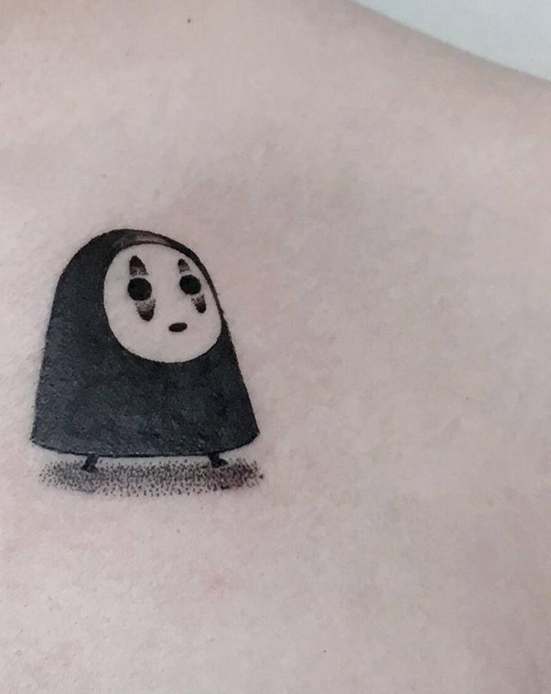 遮盖无脸男纹身图片_胸部纹身图案