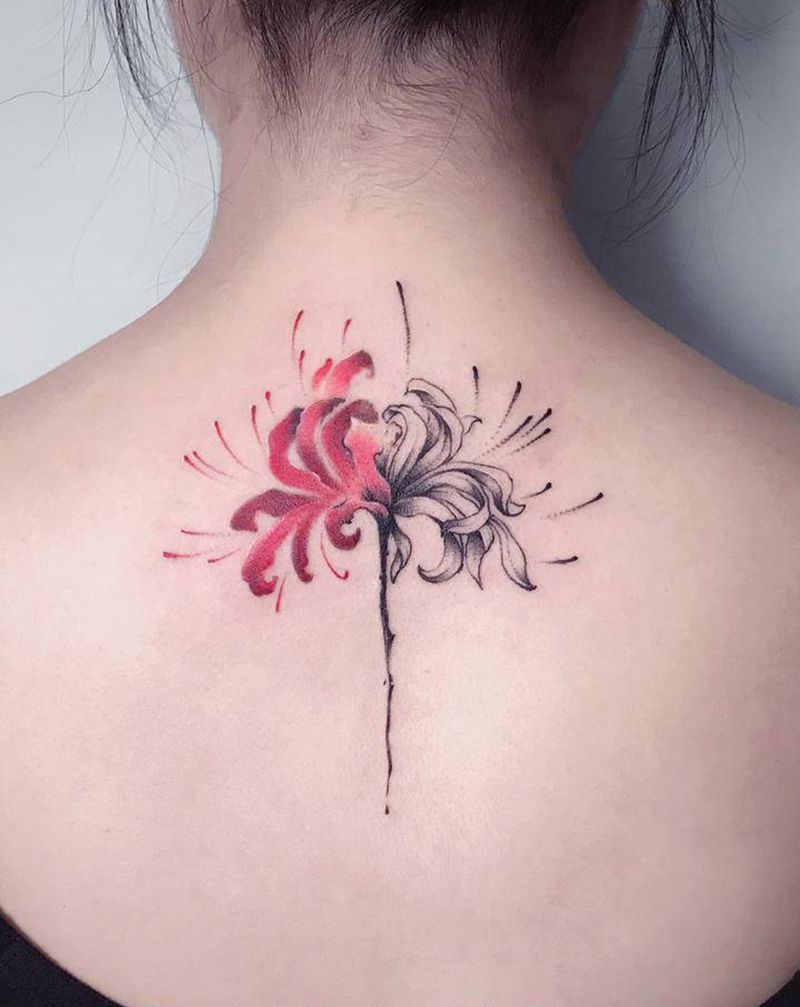 彼岸花【根作品】纹身图片_背部颈部水彩彼岸花纹身图案