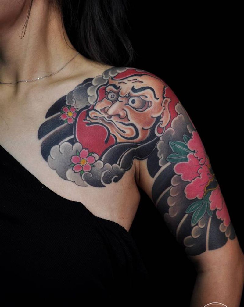 达摩牡丹半胛纹身纹身图片_手臂胸部老传统义雕堂纹身图案