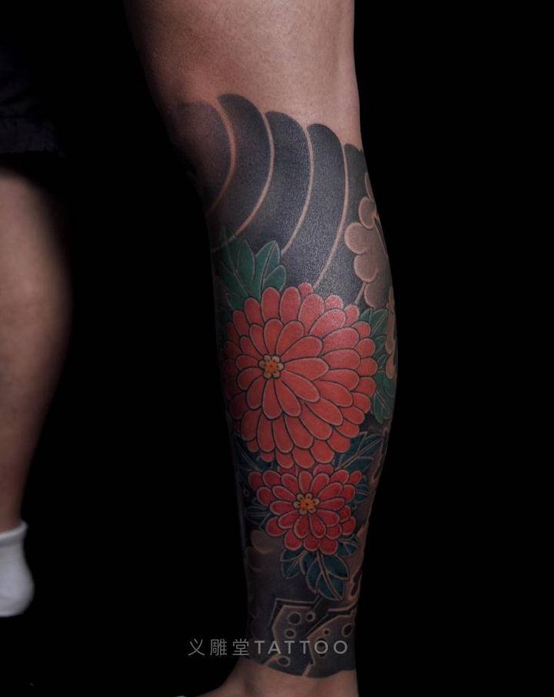 小腿菊花纹身纹身图片_腿部老传统重庆纹身图案