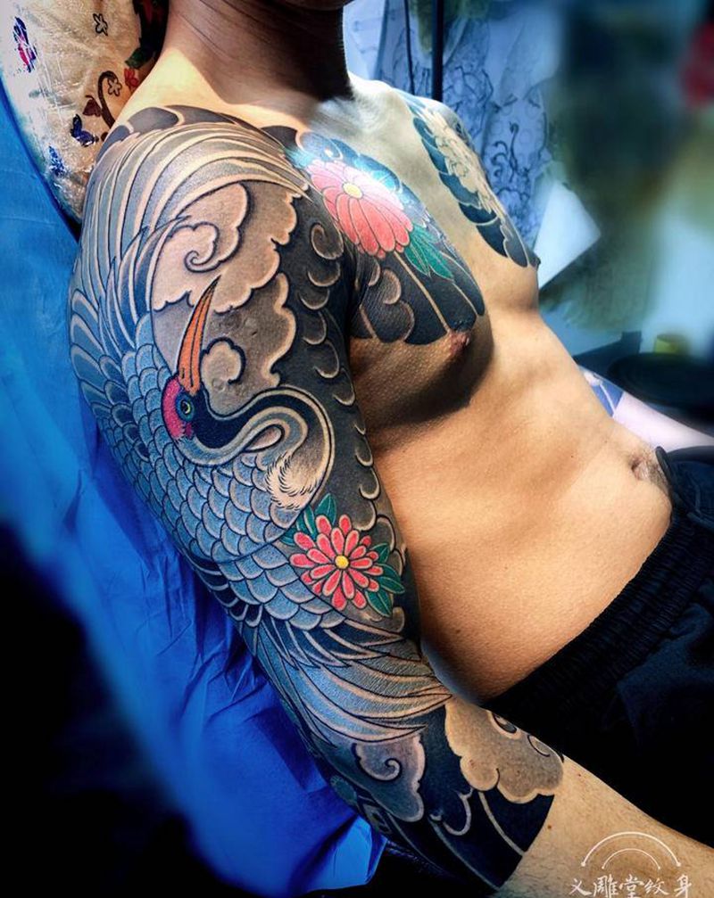 仙鹤纹身纹身图片_手臂老传统鹤纹身图案