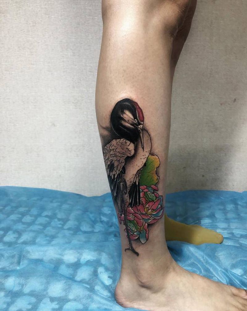 鹤纹身图片_腿部新传统纹身图案
