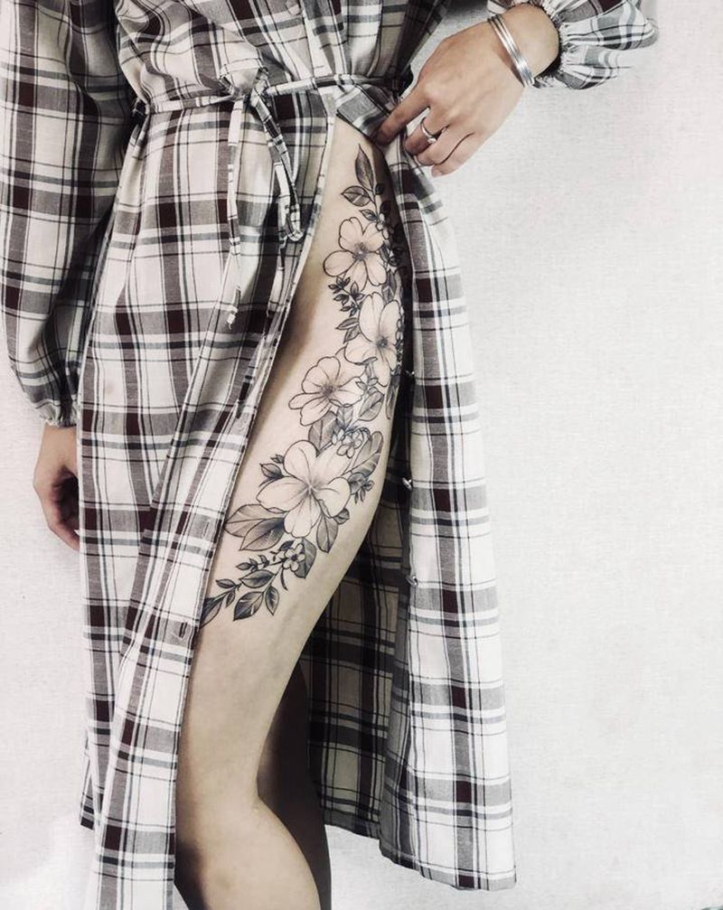 素花纹身图片_腿部纹身图案