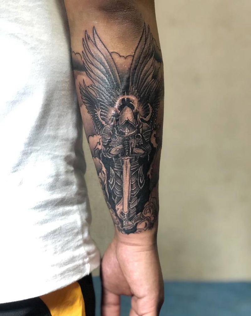 包小臂遮盖疤痕纹身图片_手部手臂纹身图案