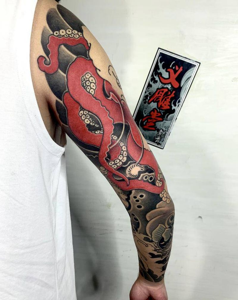 章鱼纹身纹身图片_手臂老传统重庆纹身图案