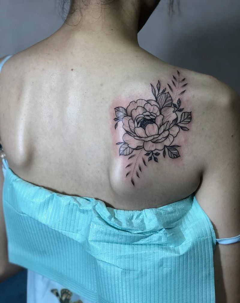 素花纹身图片_肩部纹身图案