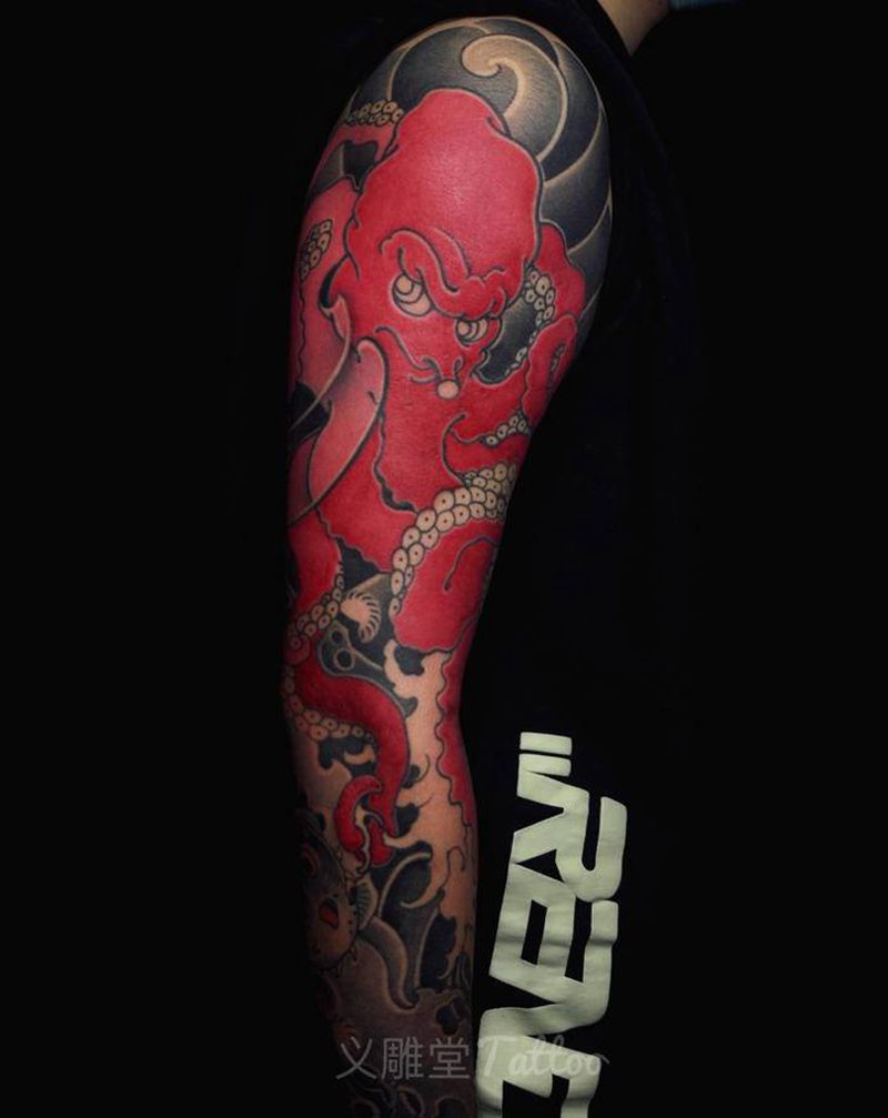 章鱼花臂纹身纹身图片_手臂老传统重庆纹身图案
