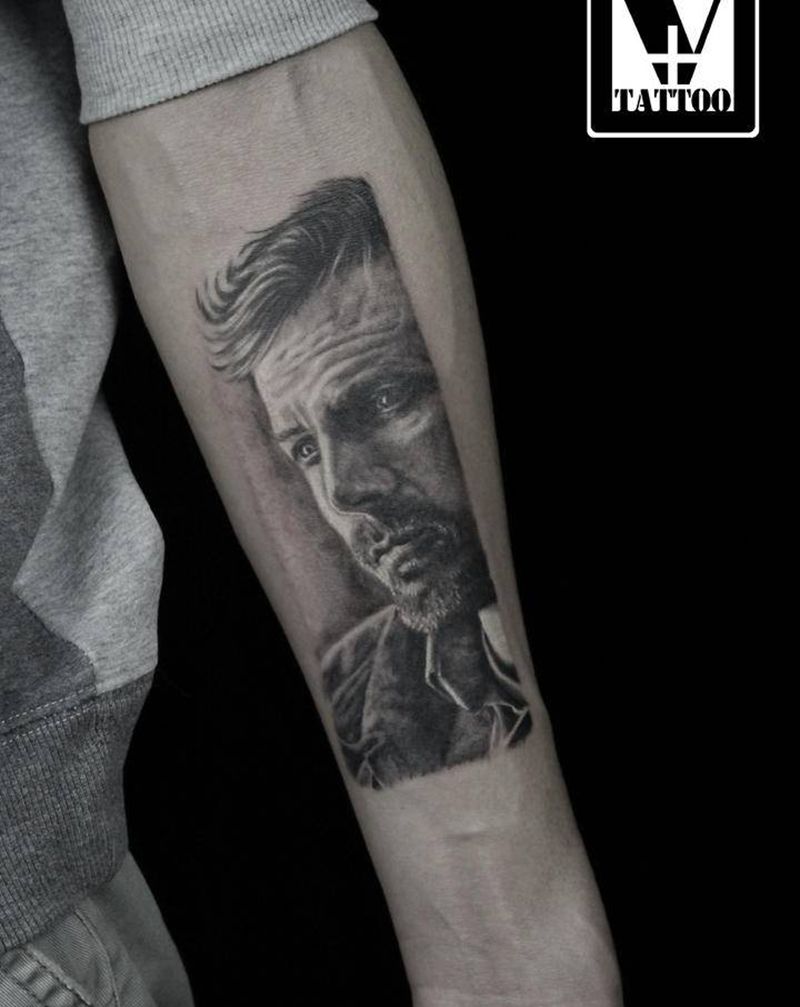 海边的曼切斯特纹身图片_手臂欧美写实纹身图案