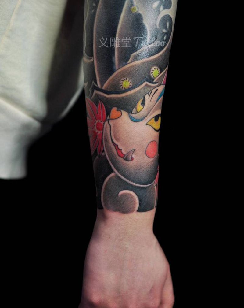 小臂狐面纹身纹身图片_手部老传统传统风格纹身图案