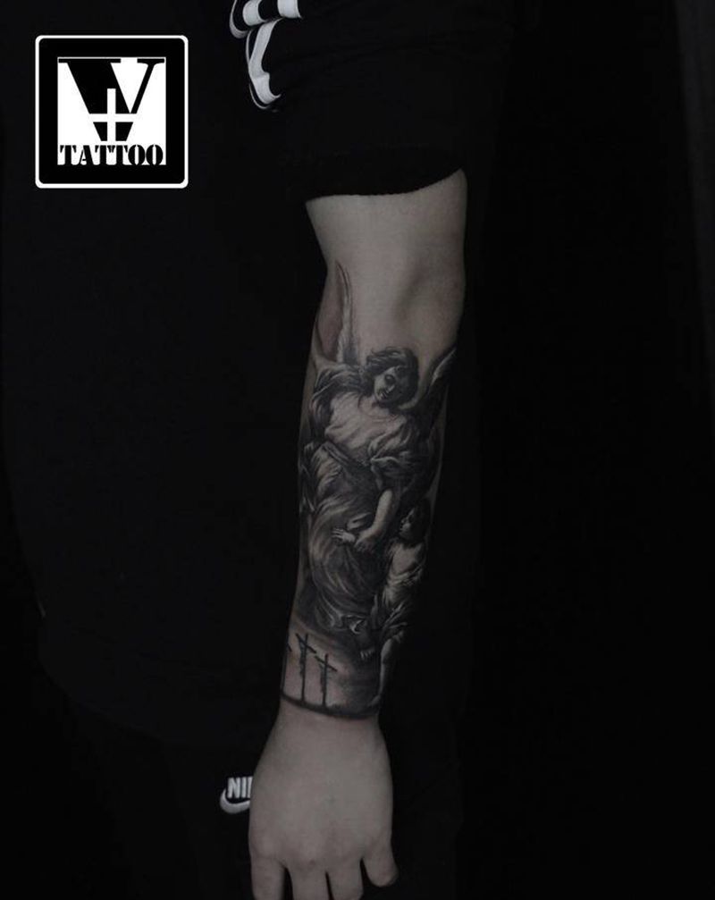 Angels纹身图片_手臂欧美写实纹身图案