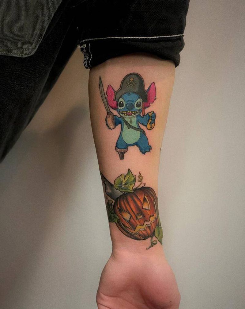 史迪仔南瓜灯纹身图片_手部手臂New School纹身图案