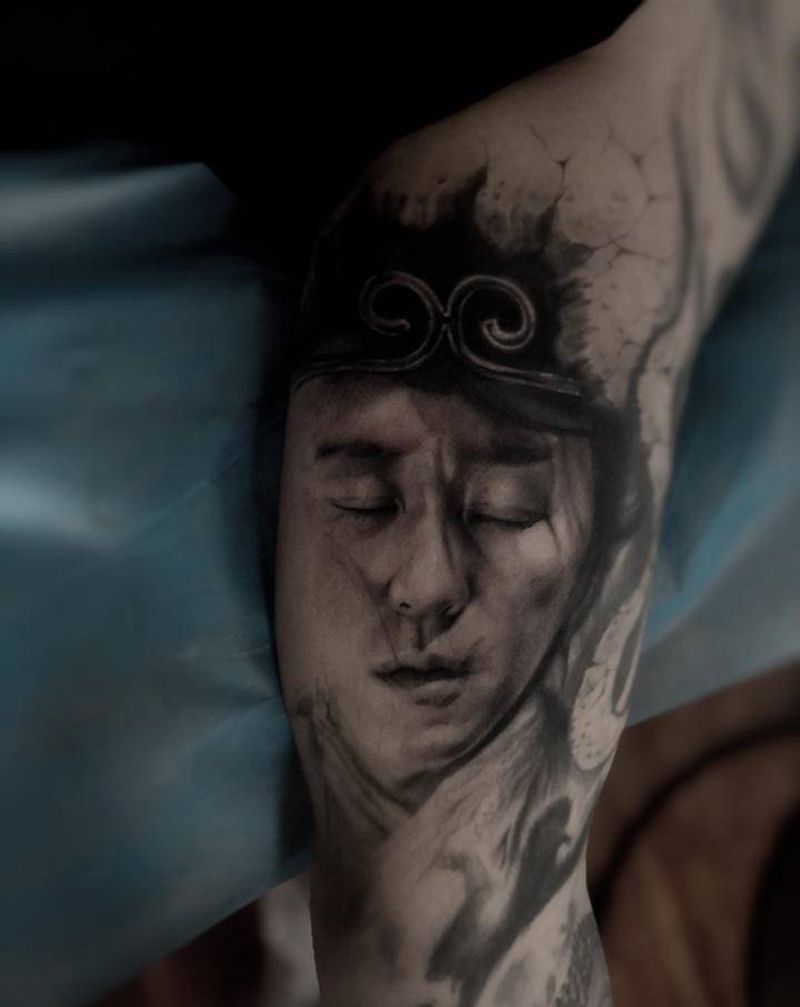 一生所爱纹身图片_手部手臂欧美写实纹身图案