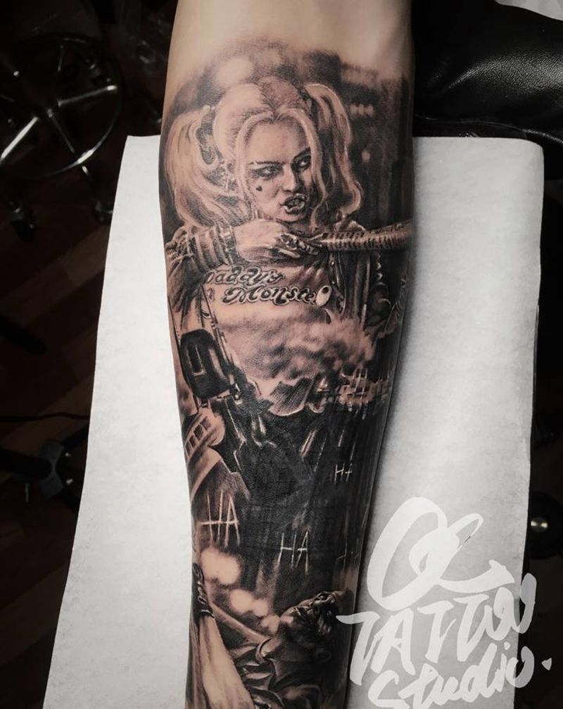 DC套图纹身图片_手部欧美写实遮盖纹身图案