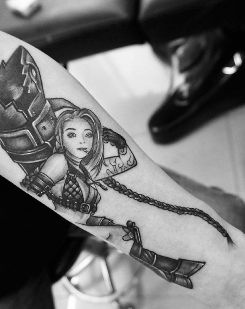 金克丝纹身图片_手臂写实纹身图案