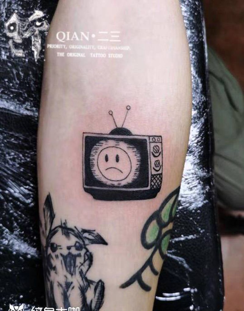 不开心的电视机