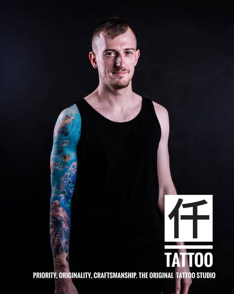 欧美写实海底世界纹身图片_手臂欧美写实纹身图案