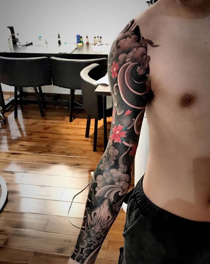 花臂纹身图片_手臂老传统纹身图案